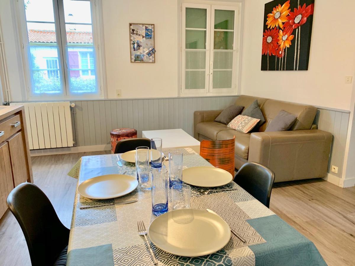 Maison De Campagne Chez Trabou Et Loulou 20 Min De La Rochelle Aigrefeuille-dʼAunis Esterno foto