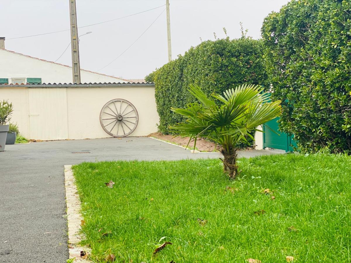 Maison De Campagne Chez Trabou Et Loulou 20 Min De La Rochelle Aigrefeuille-dʼAunis Esterno foto