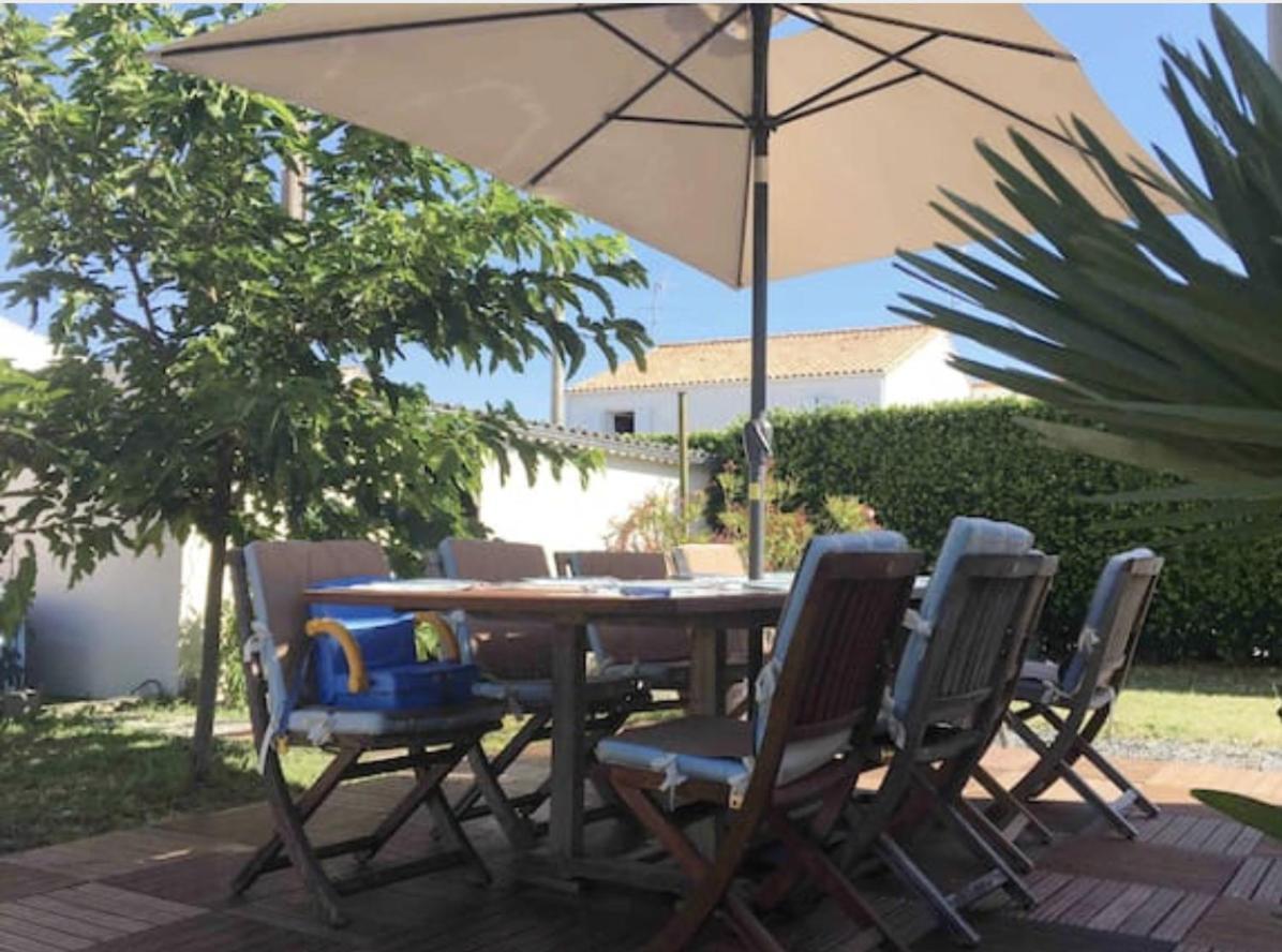 Maison De Campagne Chez Trabou Et Loulou 20 Min De La Rochelle Aigrefeuille-dʼAunis Esterno foto